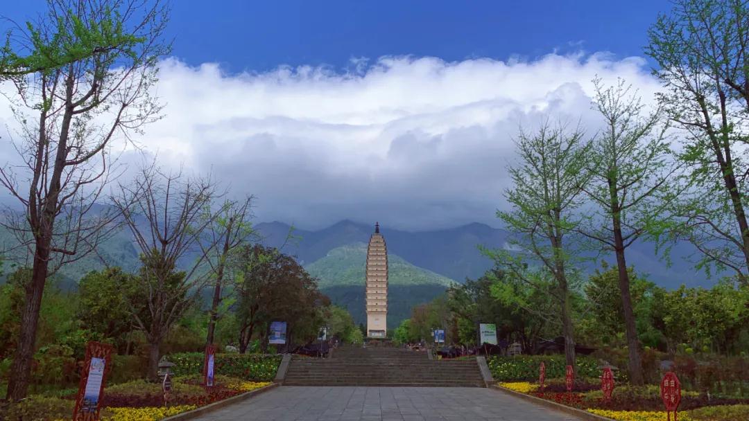 大理崇圣寺丨扯一片白云鋪床，留半輪明月看經(jīng)，天地之間找到平靜和安寧   大理旅游攻略