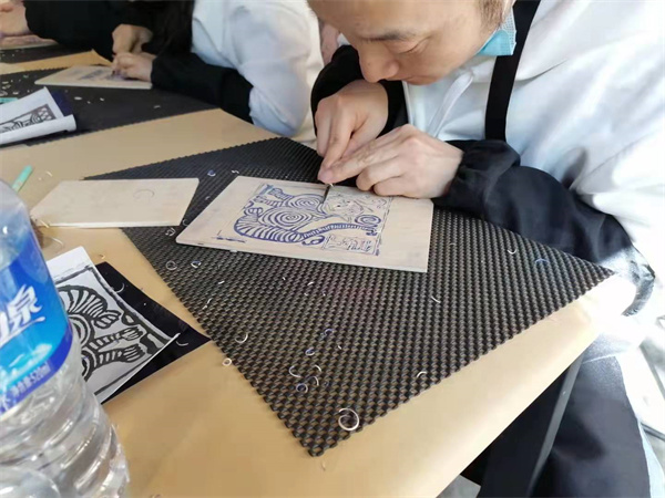 大理特色團(tuán)建活動推薦：來薄技在體驗甲馬拓印，感受大理非物質(zhì)文化遺產(chǎn)的魅力吧