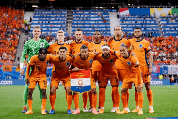 常规赛,北控与山东,激战,星空体育下载官网,星空体育下载App,星空体育直播,星空体育赛事,星空体育平台